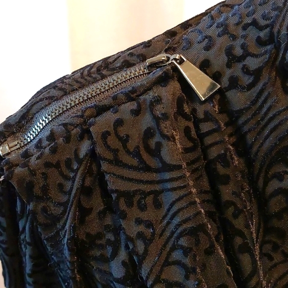 Alfani Black Evening Blouse with Unique Embellishment Size L - Picture 3 of 9